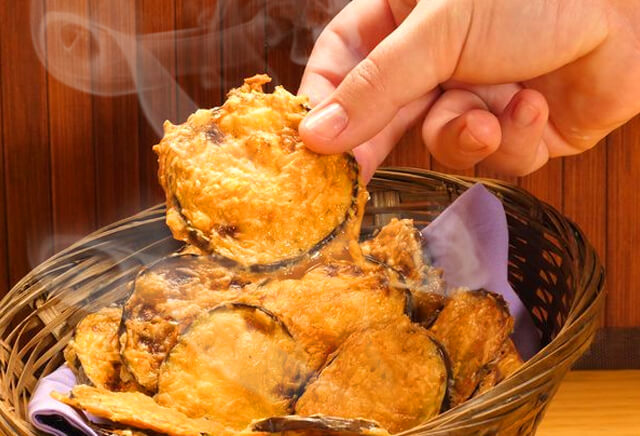 Leia mais sobre o artigo Beringela à milanesa no forno