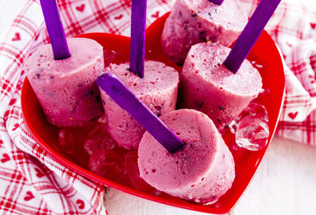 Picole-de-frutas-vermelhas