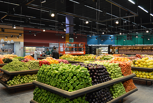 Padaria, hortifruti, açougue e peixaria no Chama Guarulhos